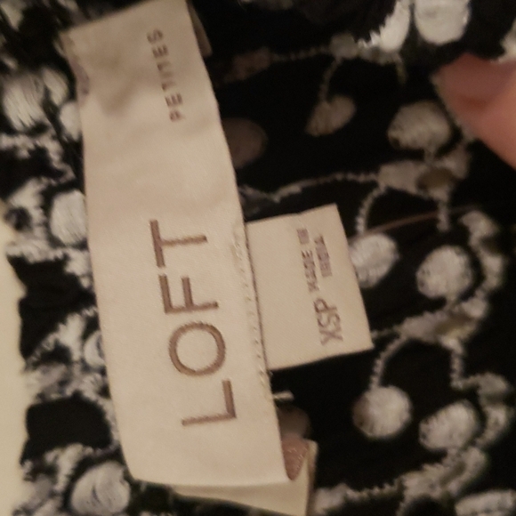 LOFT Black And White Eyelet Ruffle Sleeve Dress NWT - Picture 11 of 14